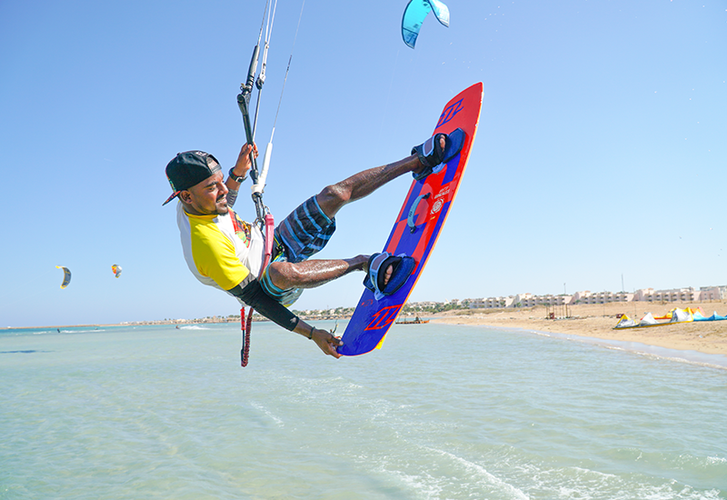 Kitesurfing